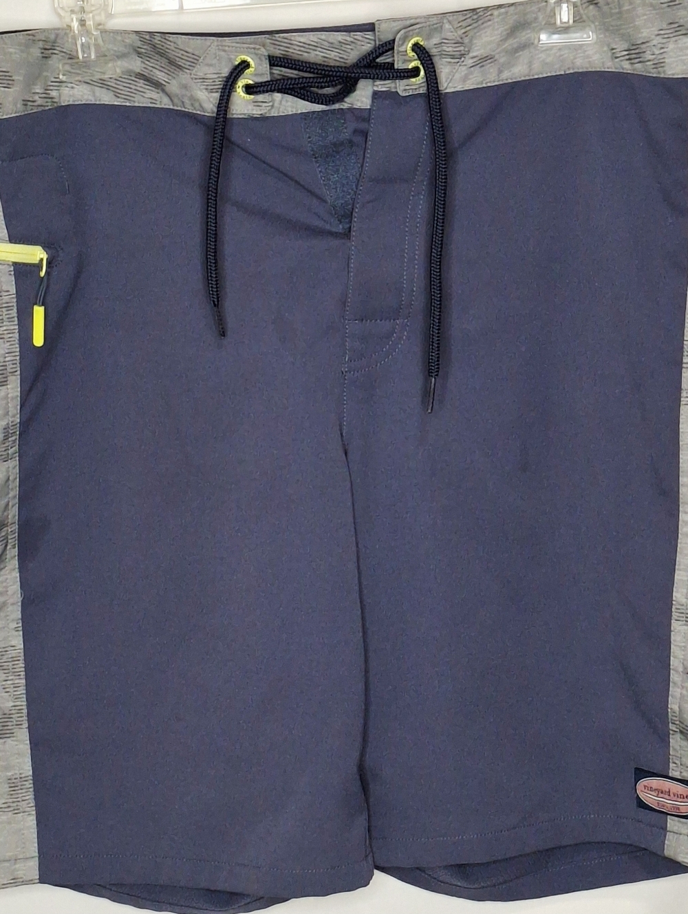 Vineyard Vines Board Shorts Size 34"